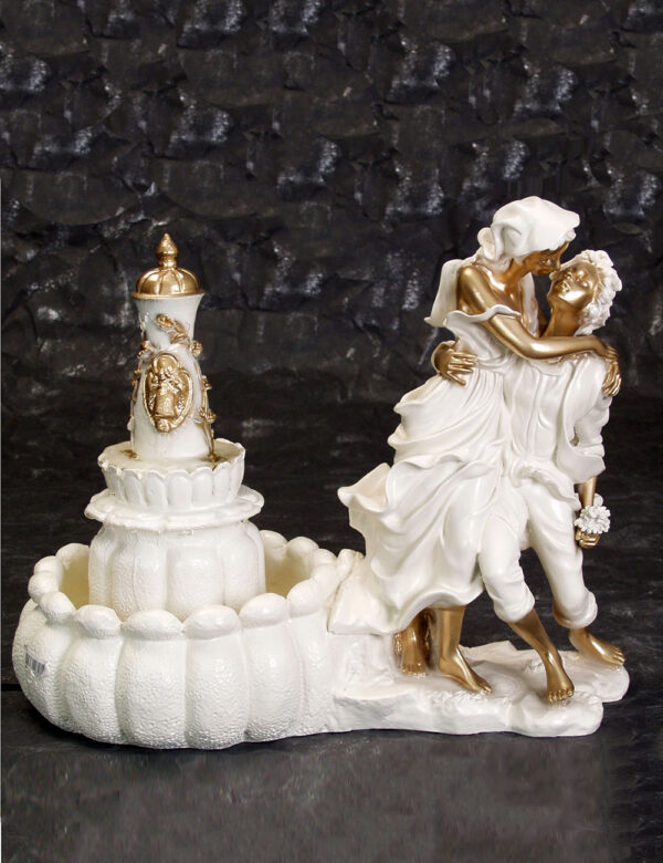 Fountain With Couple